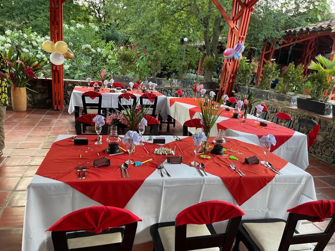 Hosteria Real Hotell Santa Fe de Antioquia Exteriör bild