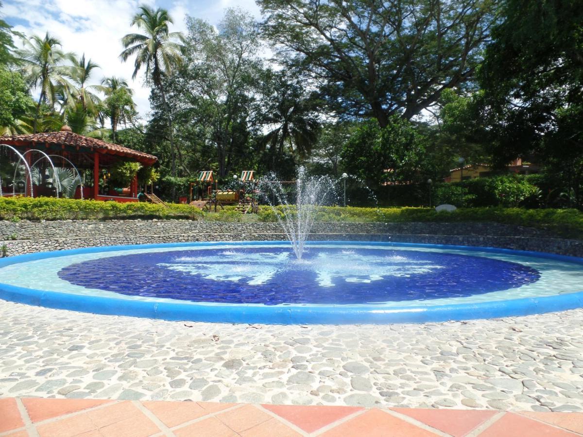 Hosteria Real Hotell Santa Fe de Antioquia Exteriör bild