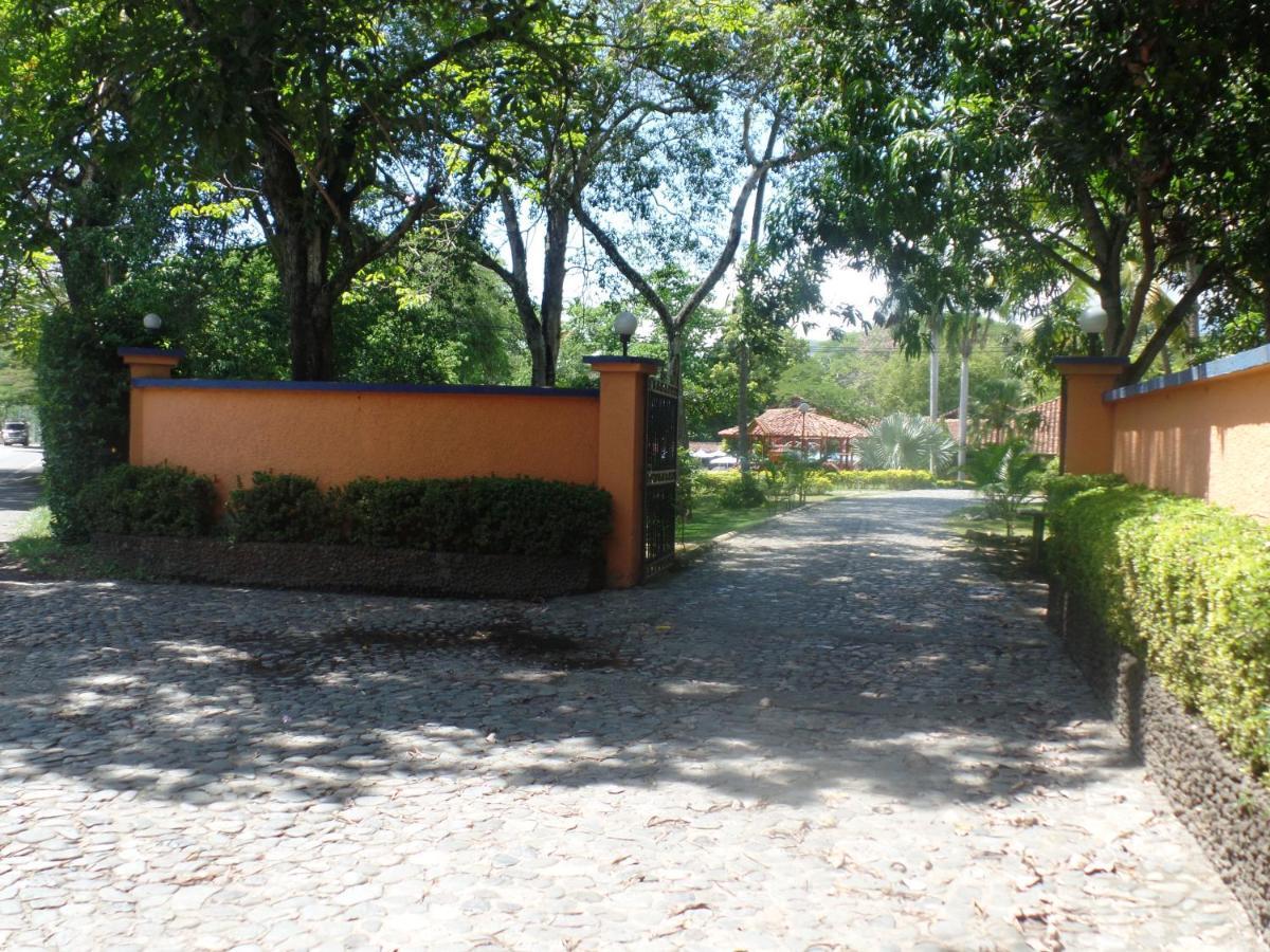 Hosteria Real Hotell Santa Fe de Antioquia Exteriör bild